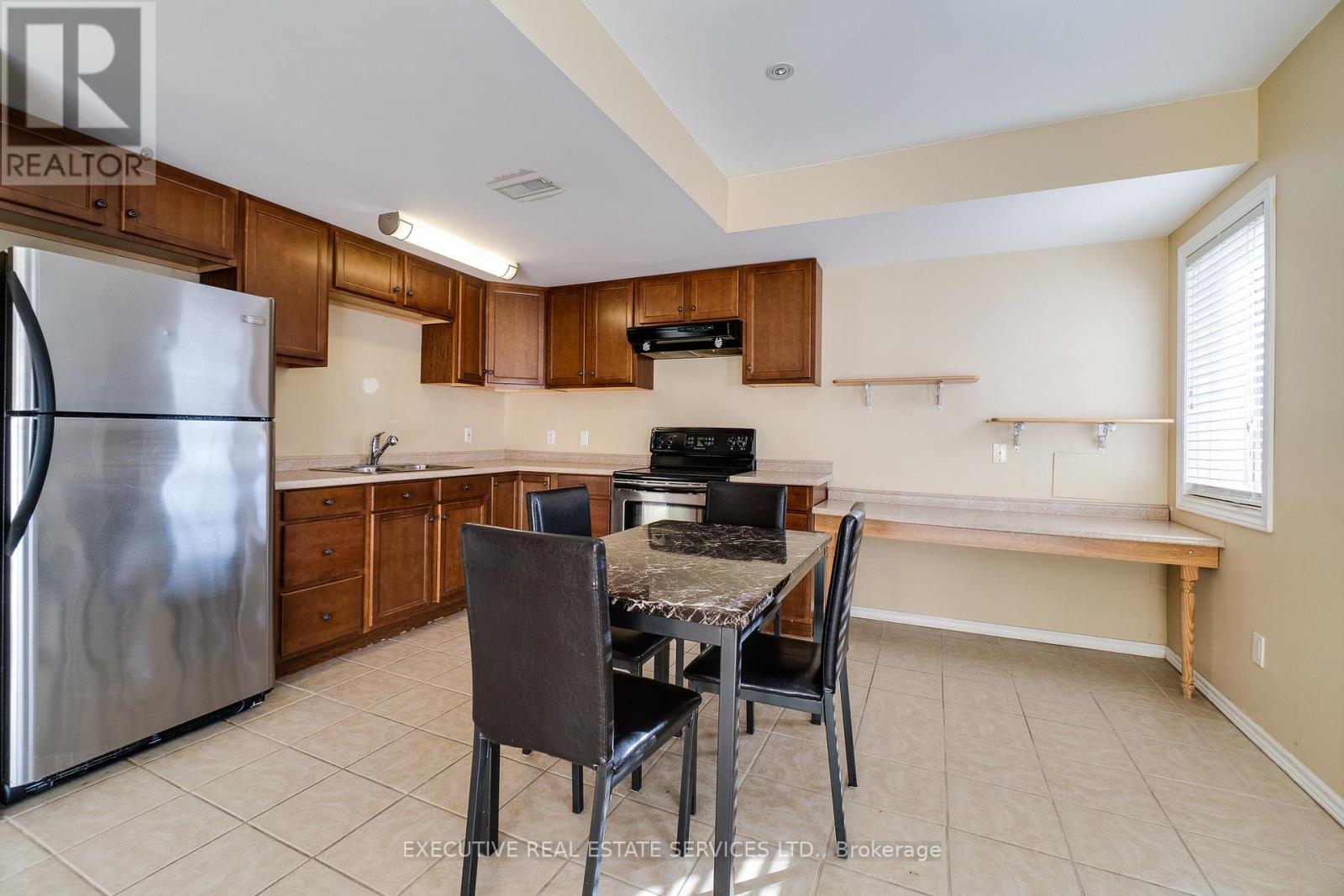 44 Moldovan Drive, Brampton, Ontario  L6R 0E4 - Photo 41 - W12587948