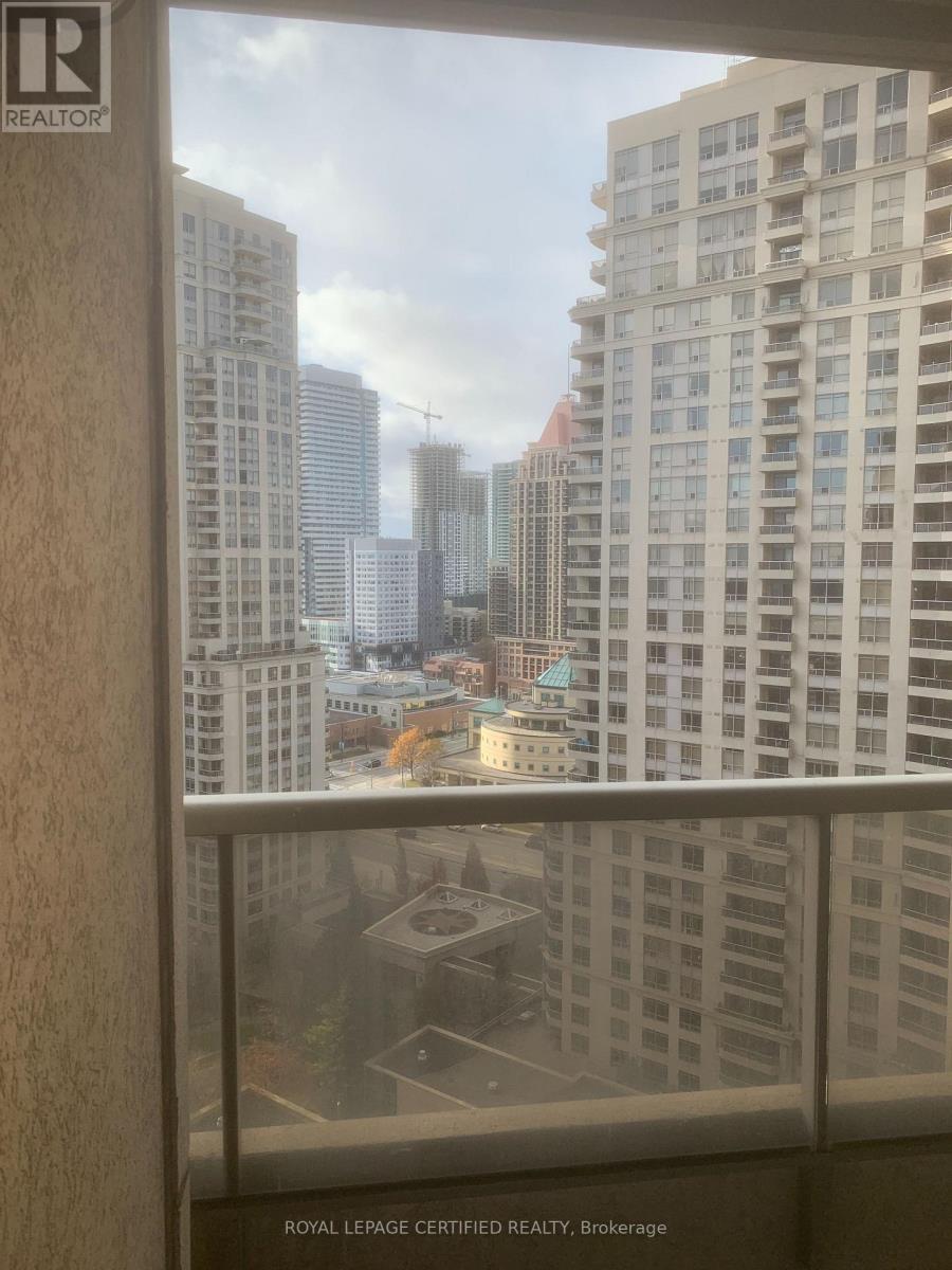 2104 - 3880 Duke Of York Boulevard, Mississauga, Ontario  L5B 4M7 - Photo 18 - W12587952