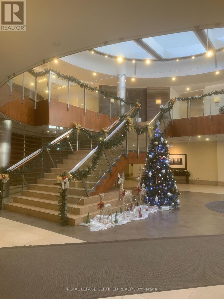 2104 - 3880 Duke Of York Boulevard, Mississauga, Ontario  L5B 4M7 - Photo 2 - W12587952