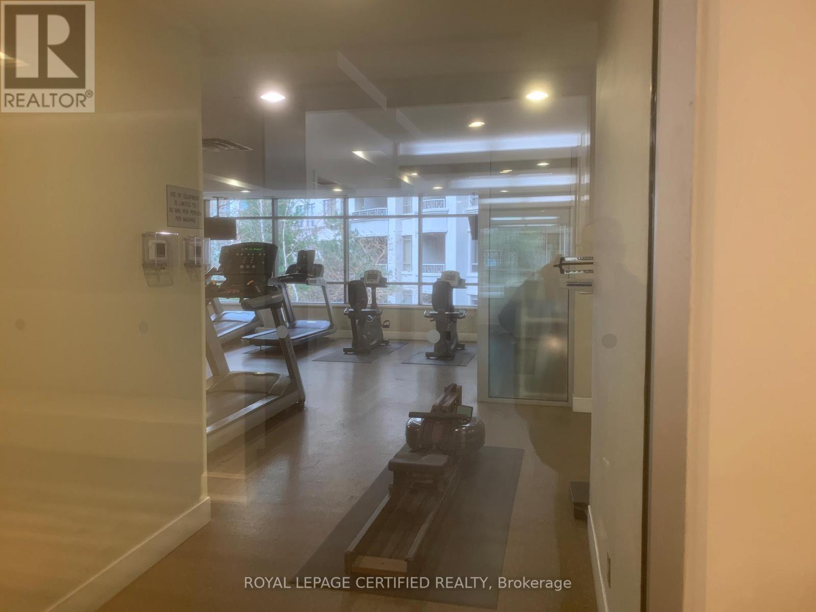 2104 - 3880 Duke Of York Boulevard, Mississauga, Ontario  L5B 4M7 - Photo 27 - W12587952