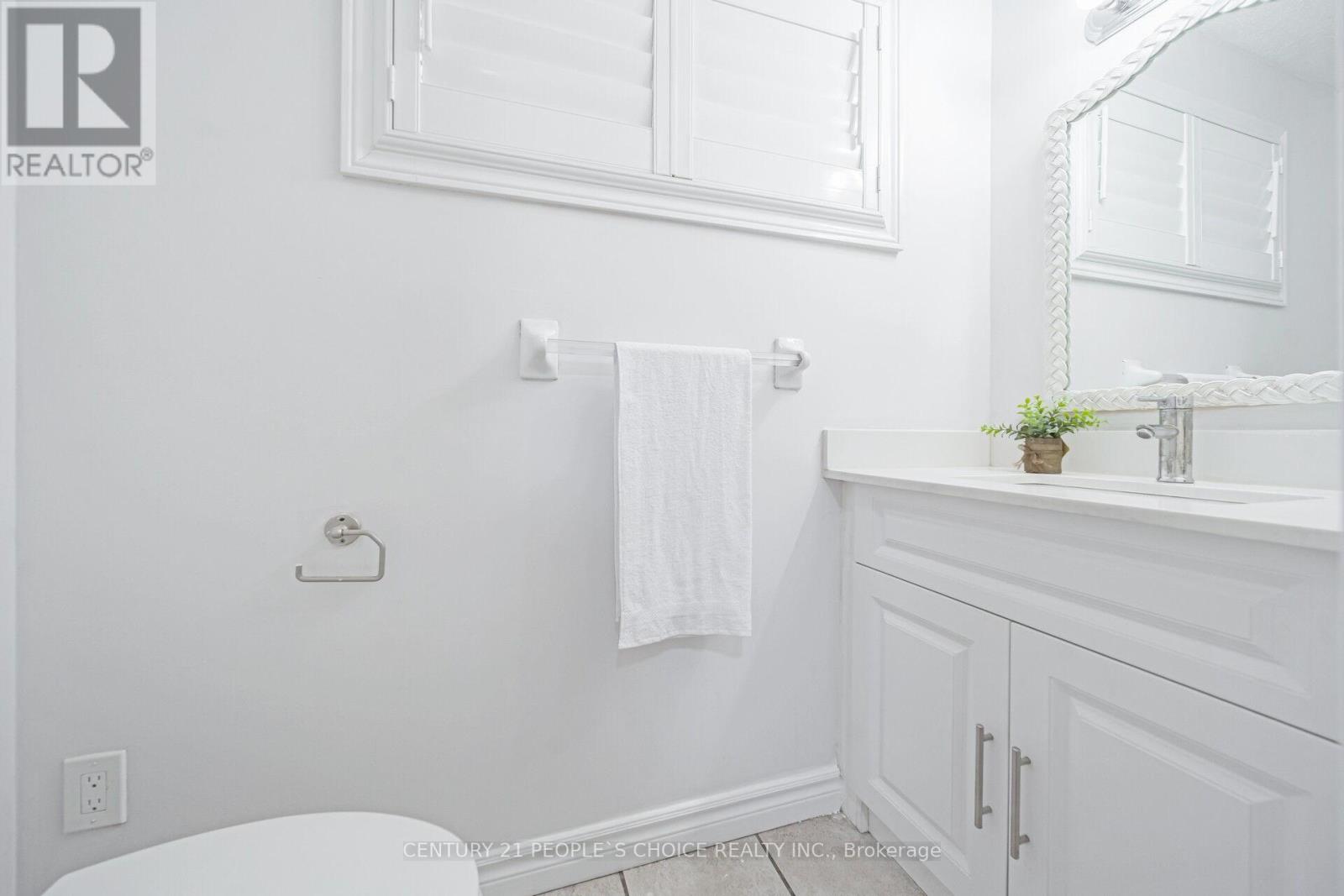 92 Woolridge Court, Brampton, Ontario  L6Y 3G3 - Photo 11 - W12587962