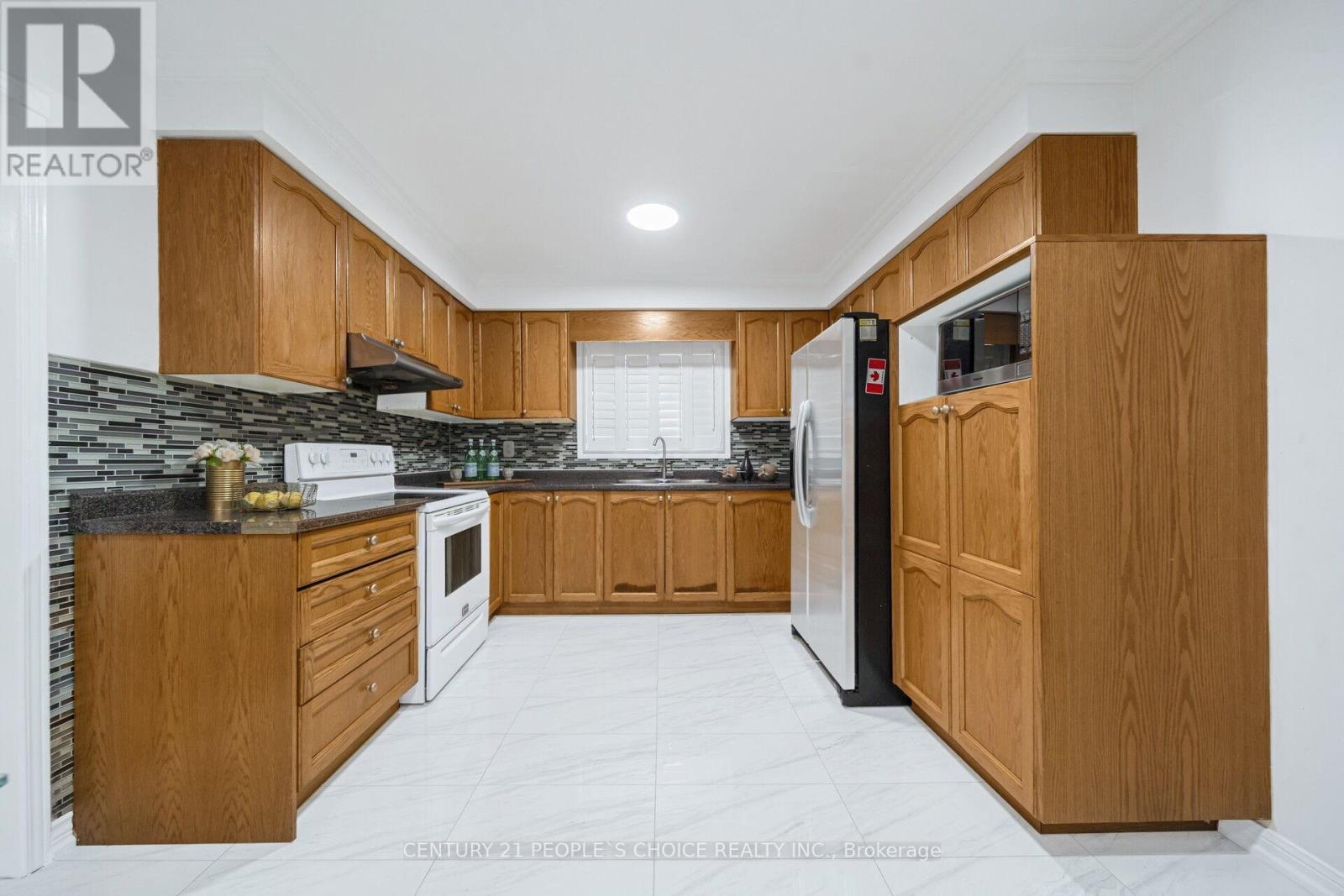 92 Woolridge Court, Brampton, Ontario  L6Y 3G3 - Photo 17 - W12587962