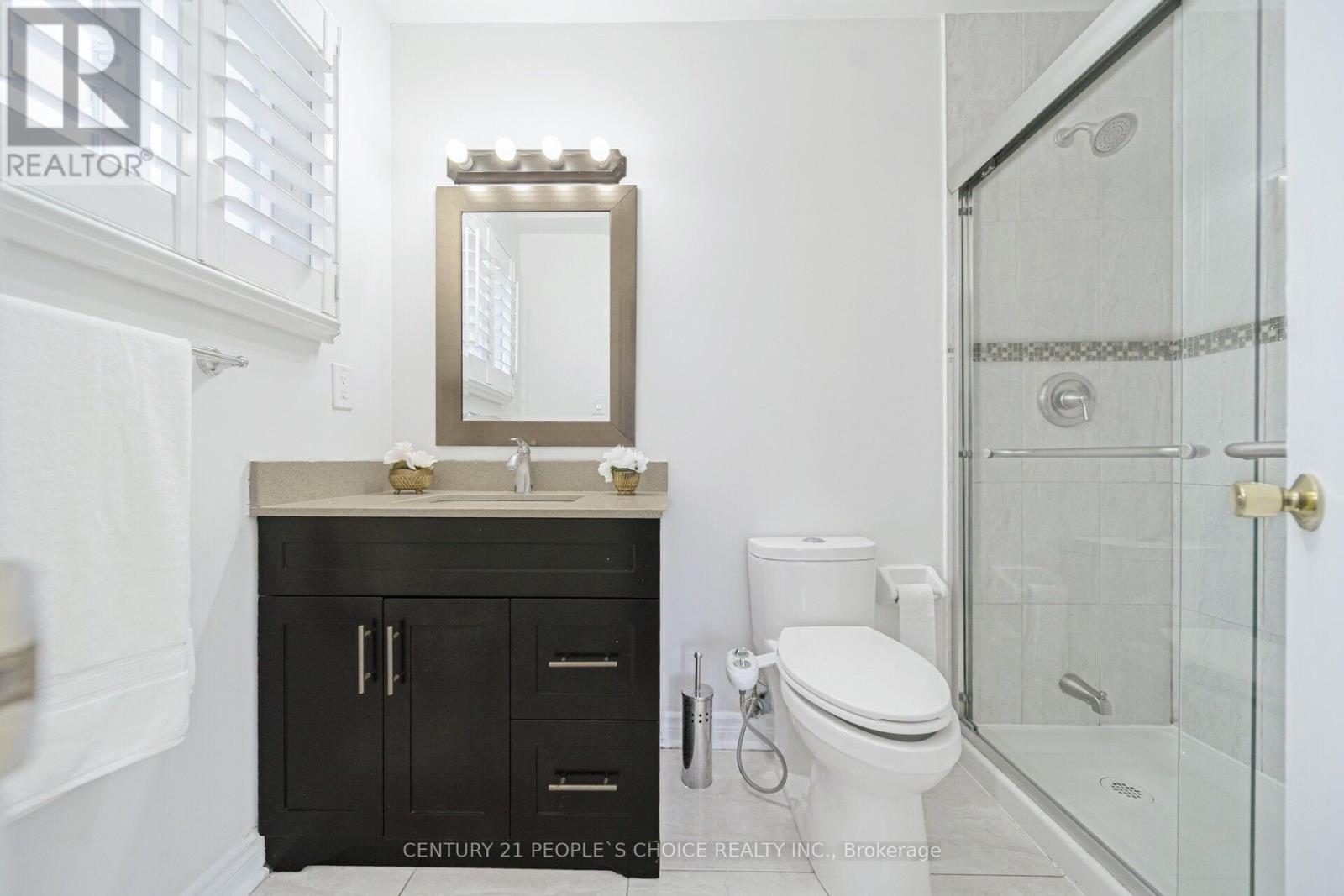 92 Woolridge Court, Brampton, Ontario  L6Y 3G3 - Photo 21 - W12587962