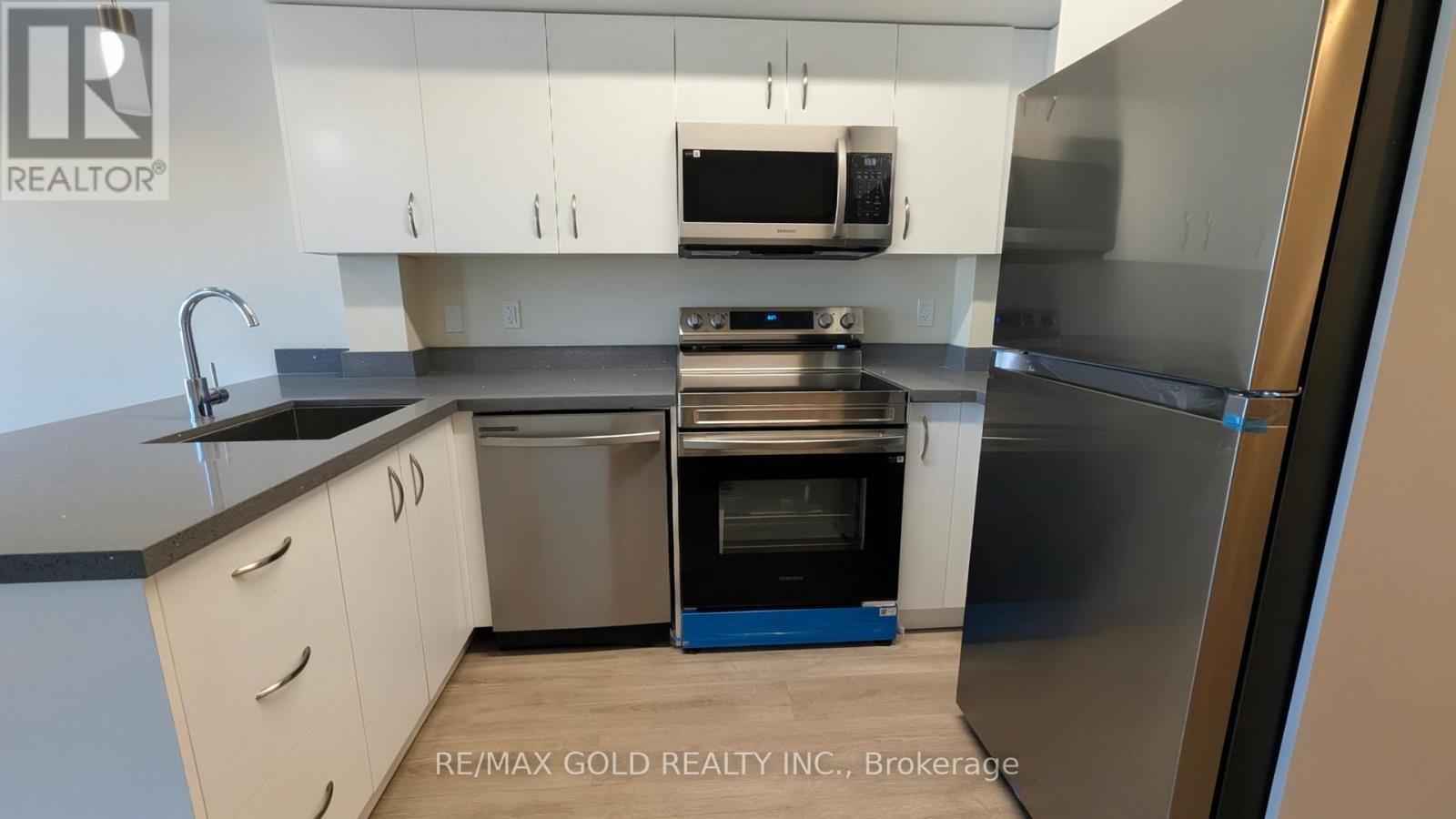 C48 - 370 Fisher Mills Road, Cambridge, Ontario  N3C 0G8 - Photo 11 - X12587996