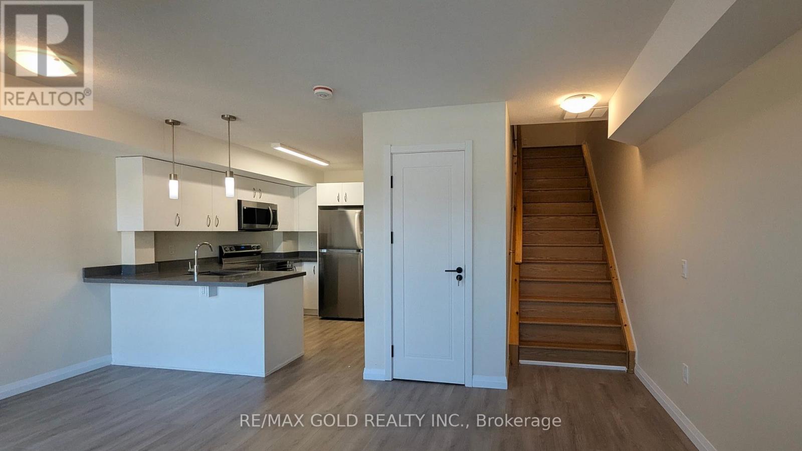 C48 - 370 Fisher Mills Road, Cambridge, Ontario  N3C 0G8 - Photo 13 - X12587996