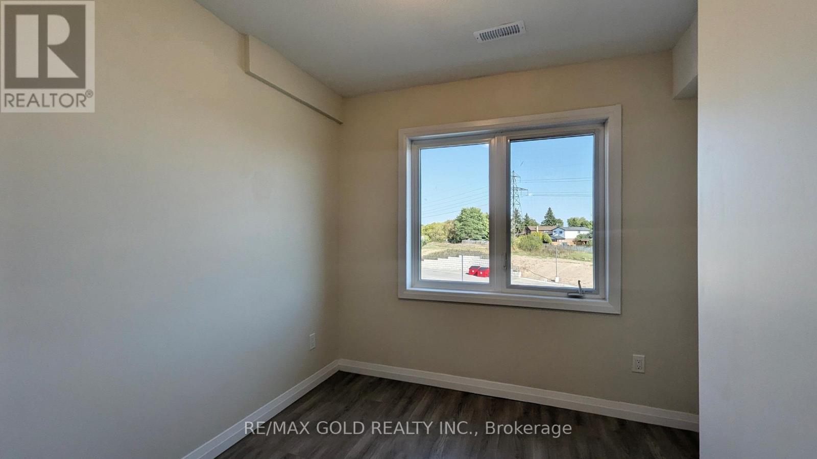 C48 - 370 Fisher Mills Road, Cambridge, Ontario  N3C 0G8 - Photo 19 - X12587996