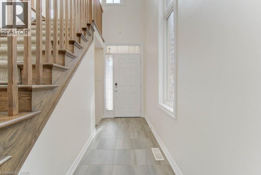 361 Beechdrops Drive Unit# Main, Waterloo, Ontario  N2V 0E8 - Photo 4 - 40791336