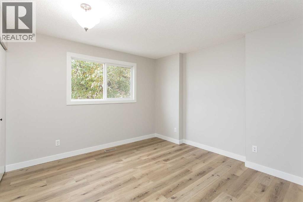 5233 47 Street, Lacombe, Alberta  T4L 1J3 - Photo 8 - A2240455