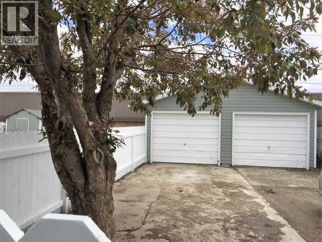 5233 47 Street, Lacombe, Alberta  T4L 1J3 - Photo 6 - A2240455