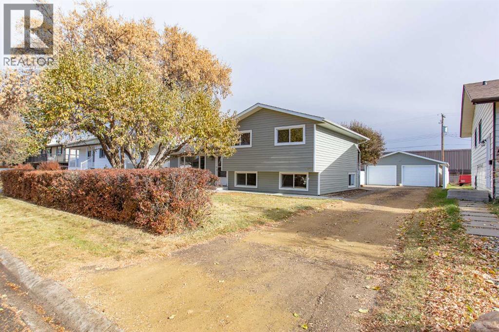 5233 47 Street, Lacombe, Alberta  T4L 1J3 - Photo 31 - A2240455