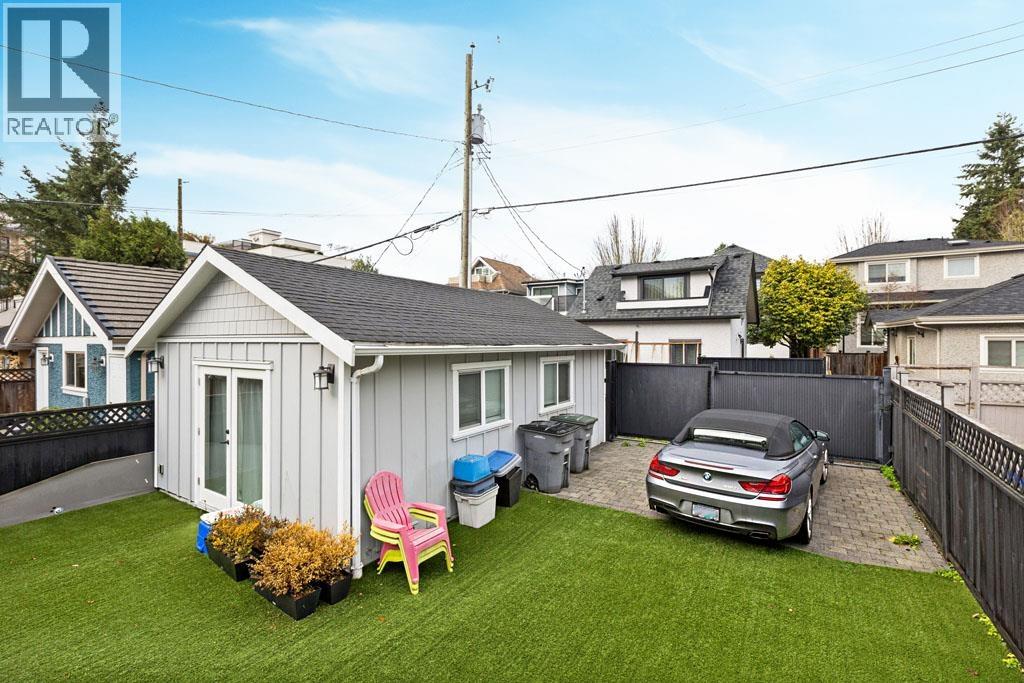 2075 W 48th Avenue, Vancouver, British Columbia V6M 2P4 - Photo 5 - R3071021