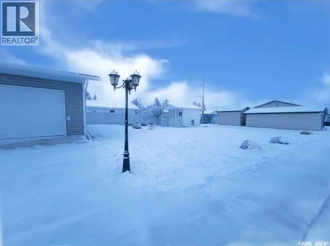 4920 Express Avenue, Macklin, Saskatchewan  S0L 2C0 - Photo 23 - SK024904
