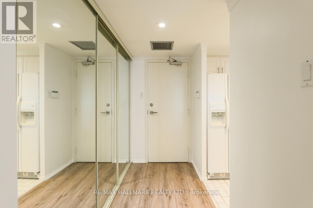 901 - 701 King Street W, Toronto, Ontario  M5V 2W7 - Photo 4 - C12580570