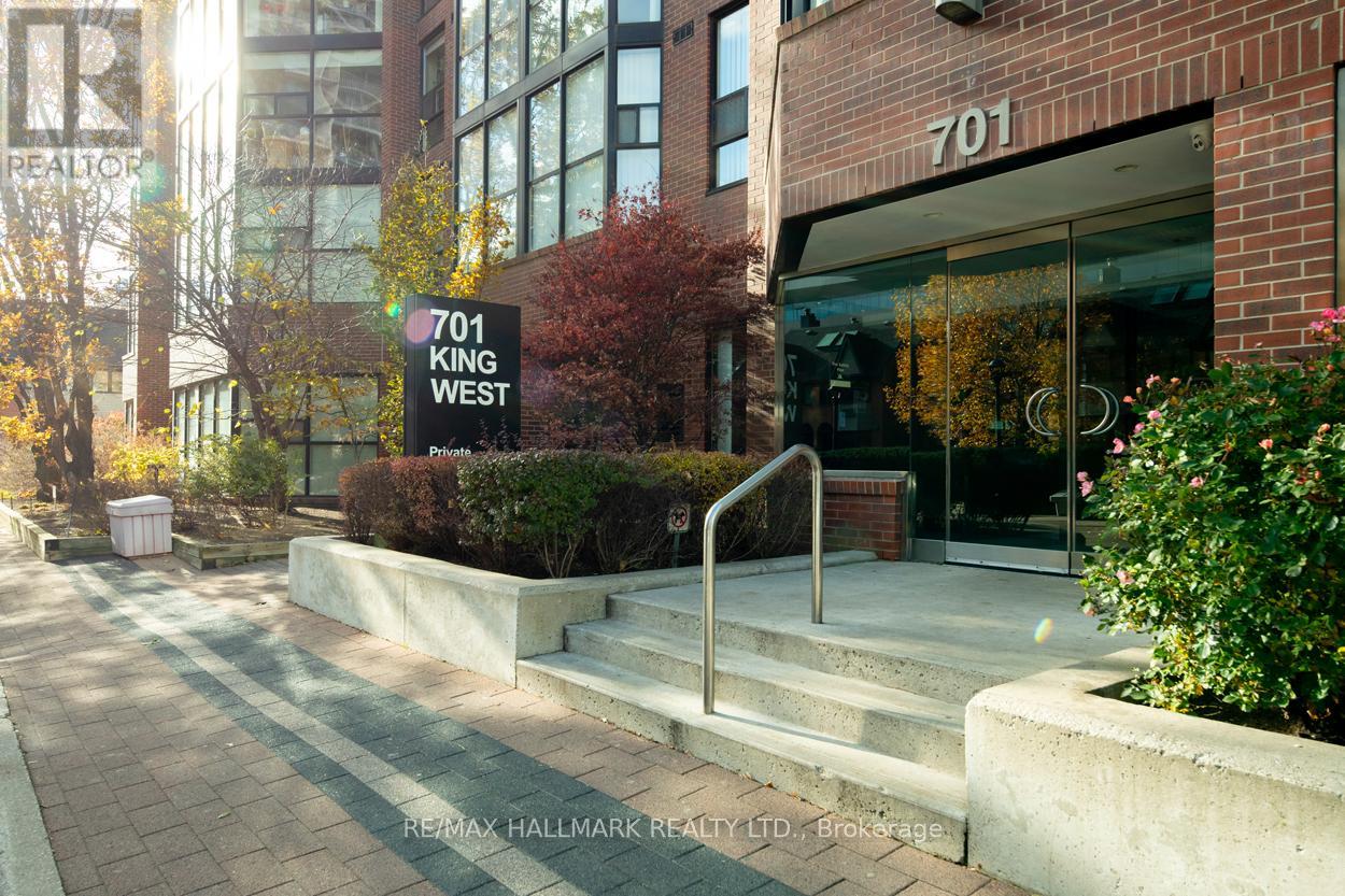 901 - 701 King Street W, Toronto, Ontario  M5V 2W7 - Photo 2 - C12580570