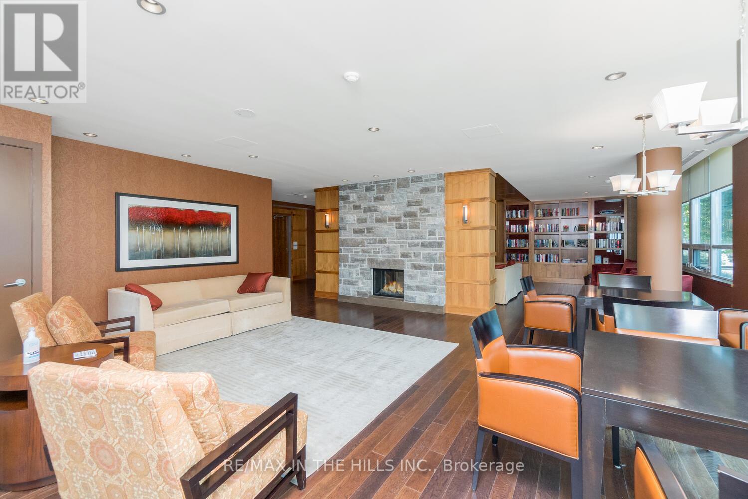 310 - 1055 Southdown Road, Mississauga, Ontario  L5J 0A3 - Photo 21 - W12588008