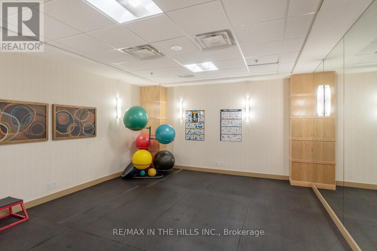 310 - 1055 Southdown Road, Mississauga, Ontario  L5J 0A3 - Photo 24 - W12588008