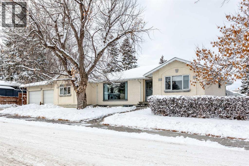 2607 Kelwood Drive Sw, Calgary, Alberta  T3E 4A1 - Photo 2 - A2273154