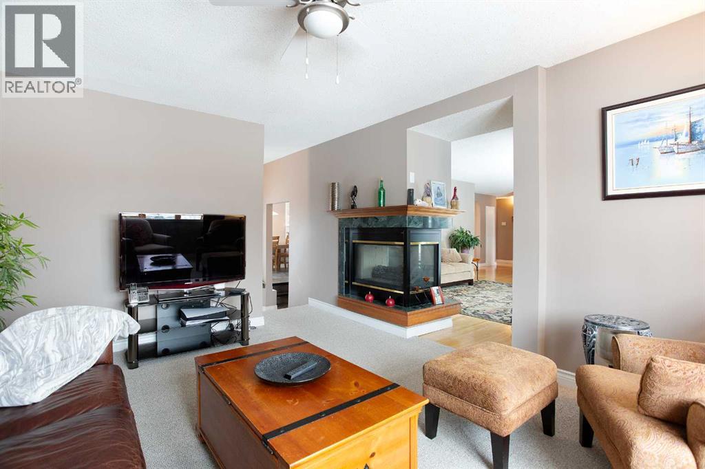 2607 Kelwood Drive Sw, Calgary, Alberta  T3E 4A1 - Photo 7 - A2273154