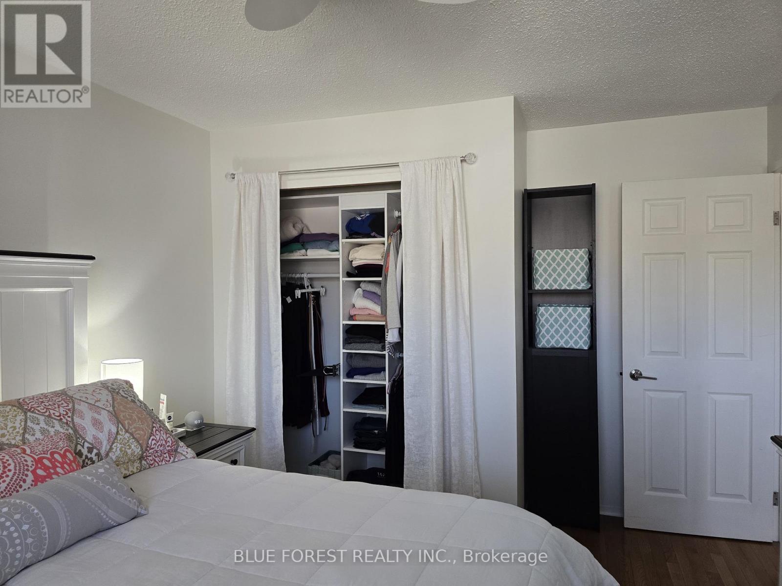 16 Meadowview Road, London South, Ontario  N6J 4E6 - Photo 18 - X12588052