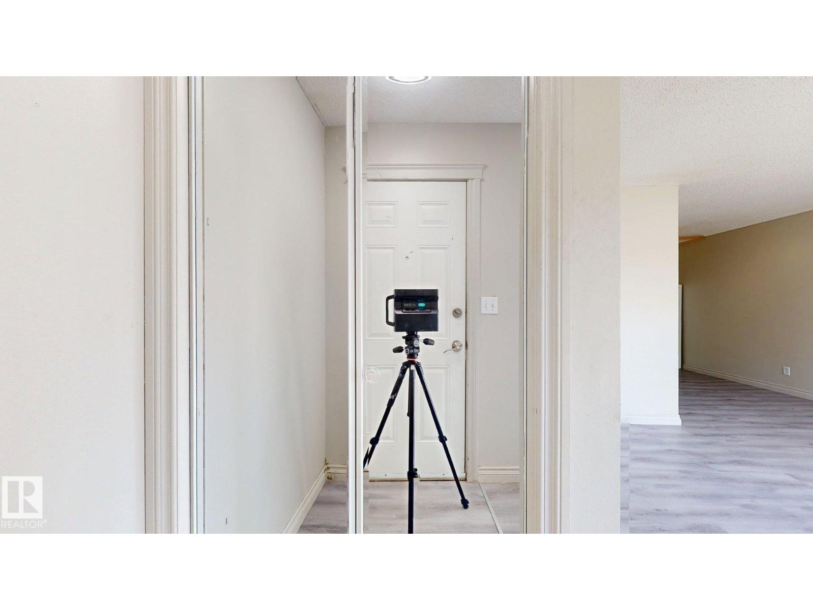 1508 62 St Nw, Edmonton, Alberta  T6L 1S8 - Photo 2 - E4467074