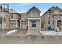 15 BENHURST CRESCENT