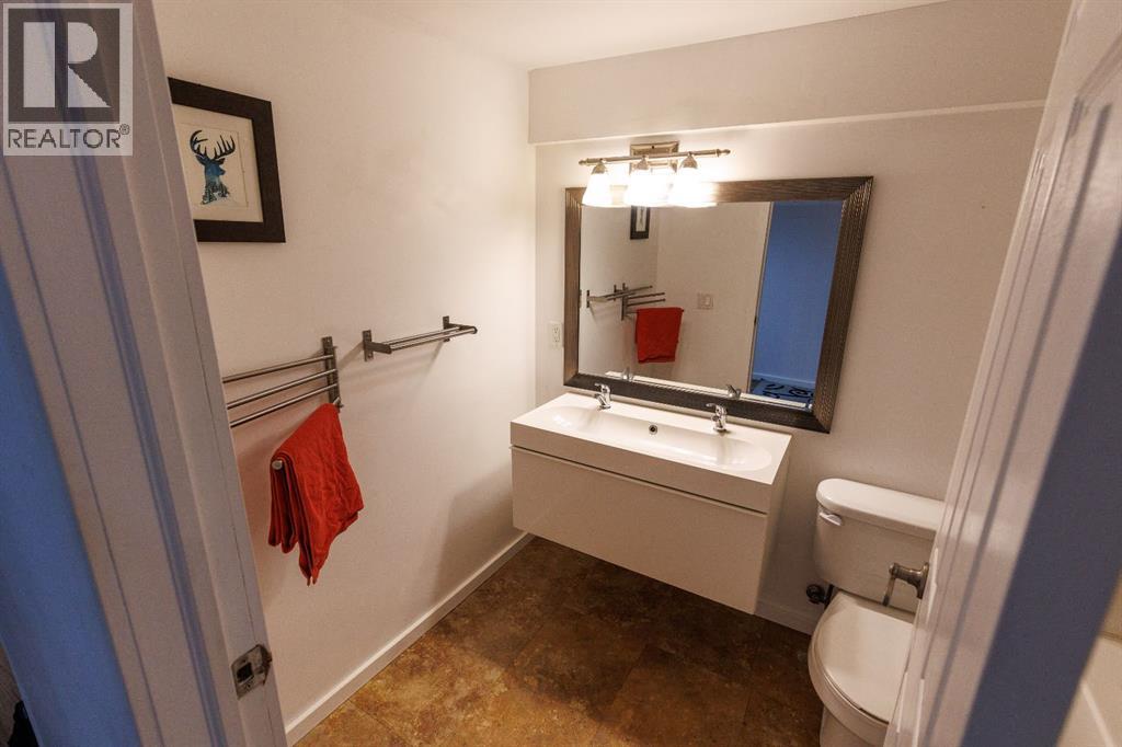 56 Lynndale Crescent Se, Calgary, Alberta  T2C 0T7 - Photo 35 - A2260655