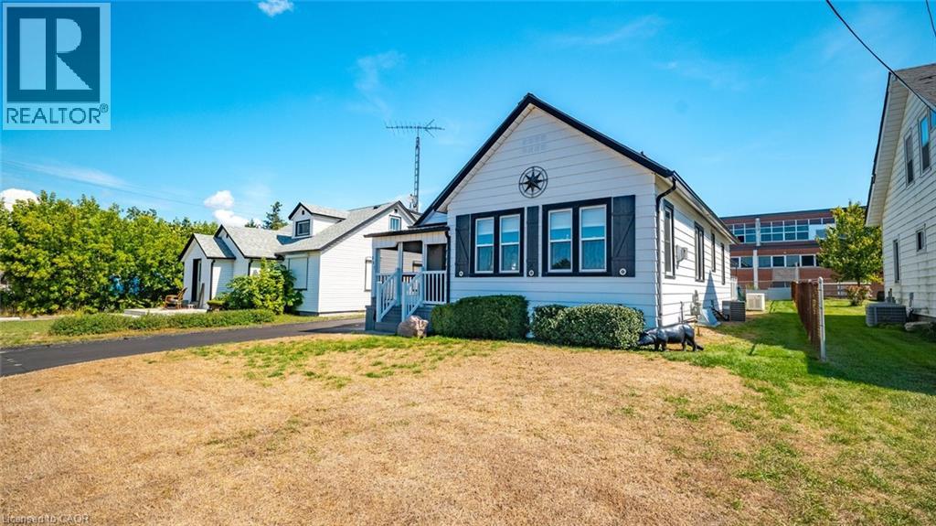 357 James Street, Delhi, Ontario N4B 2B6 - Photo 2 - 40773458