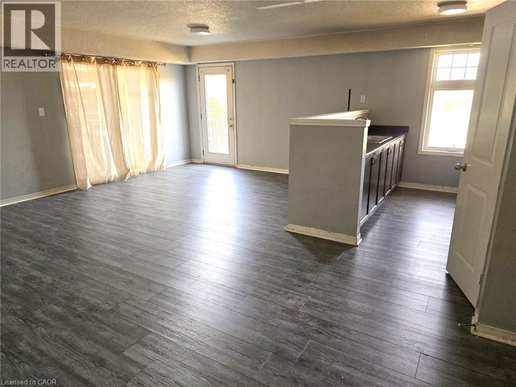 91 Dixon Street Unit# 3, Kitchener, Ontario  N2G 3E8 - Photo 7 - 40791337