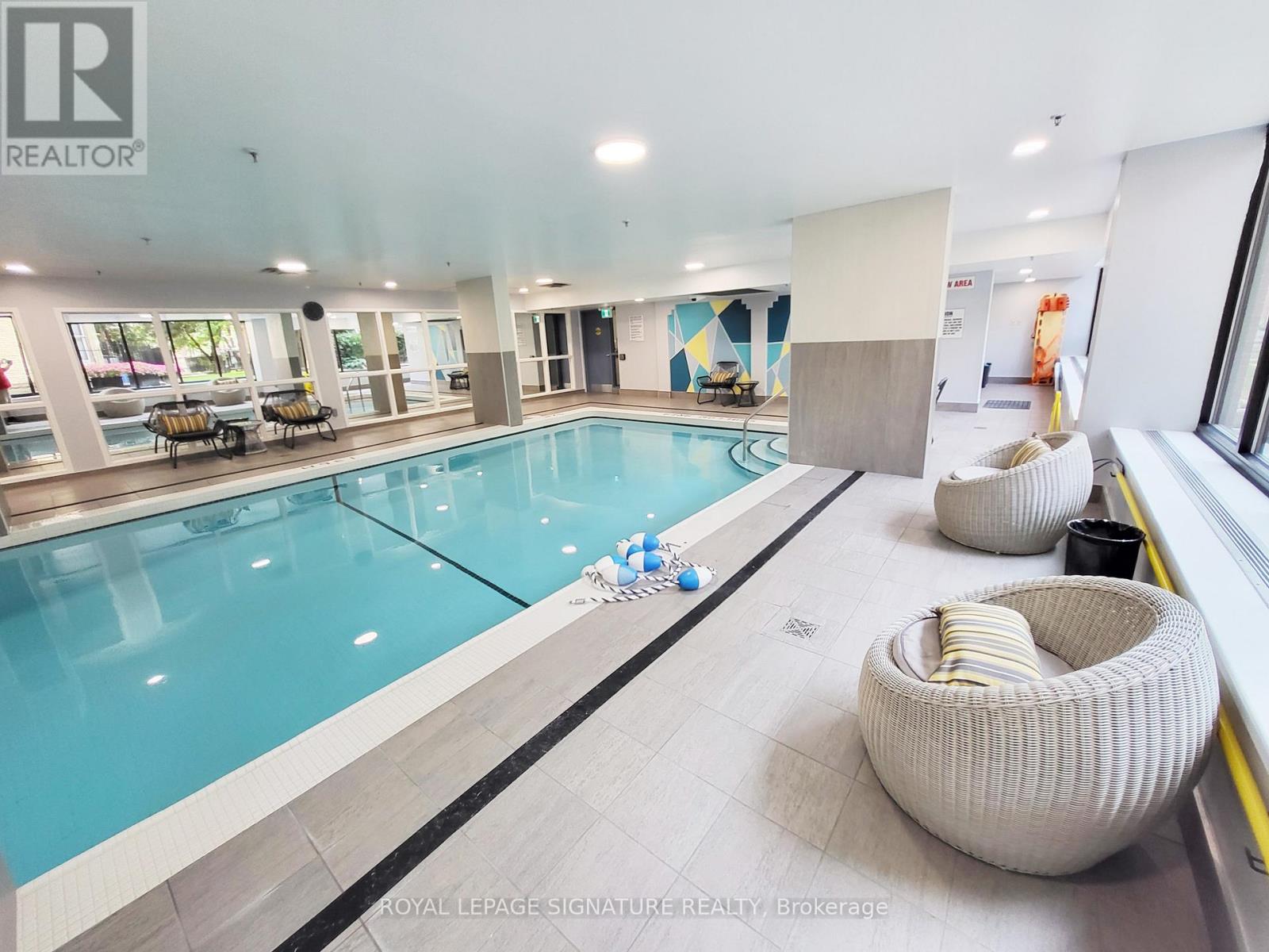 205 - 77 Maitland Place, Toronto, Ontario  M4Y 2V6 - Photo 11 - C12588028