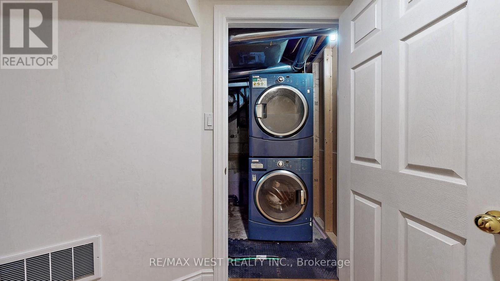 Basement - 139 Ranee Avenue, Toronto, Ontario  M6A 1N3 - Photo 23 - C12588046