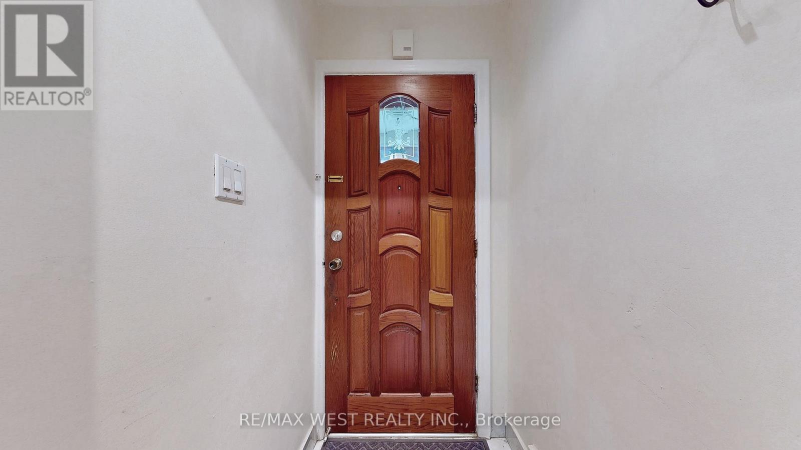 Basement - 139 Ranee Avenue, Toronto, Ontario  M6A 1N3 - Photo 6 - C12588046