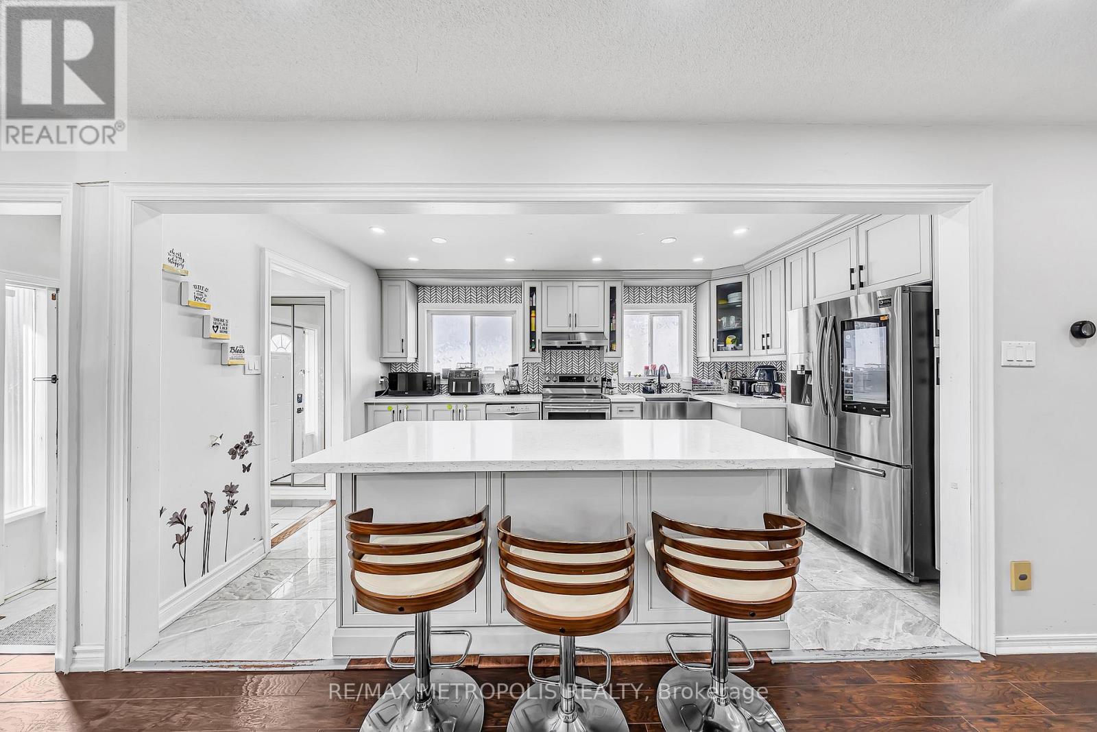 Main - 897 Liverpool Road, Pickering, Ontario  L1W 1S5 - Photo 11 - E12588040