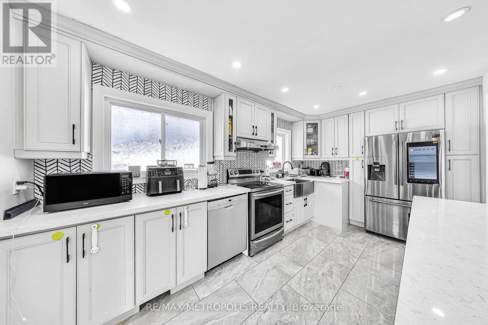 Main - 897 Liverpool Road, Pickering, Ontario  L1W 1S5 - Photo 12 - E12588040