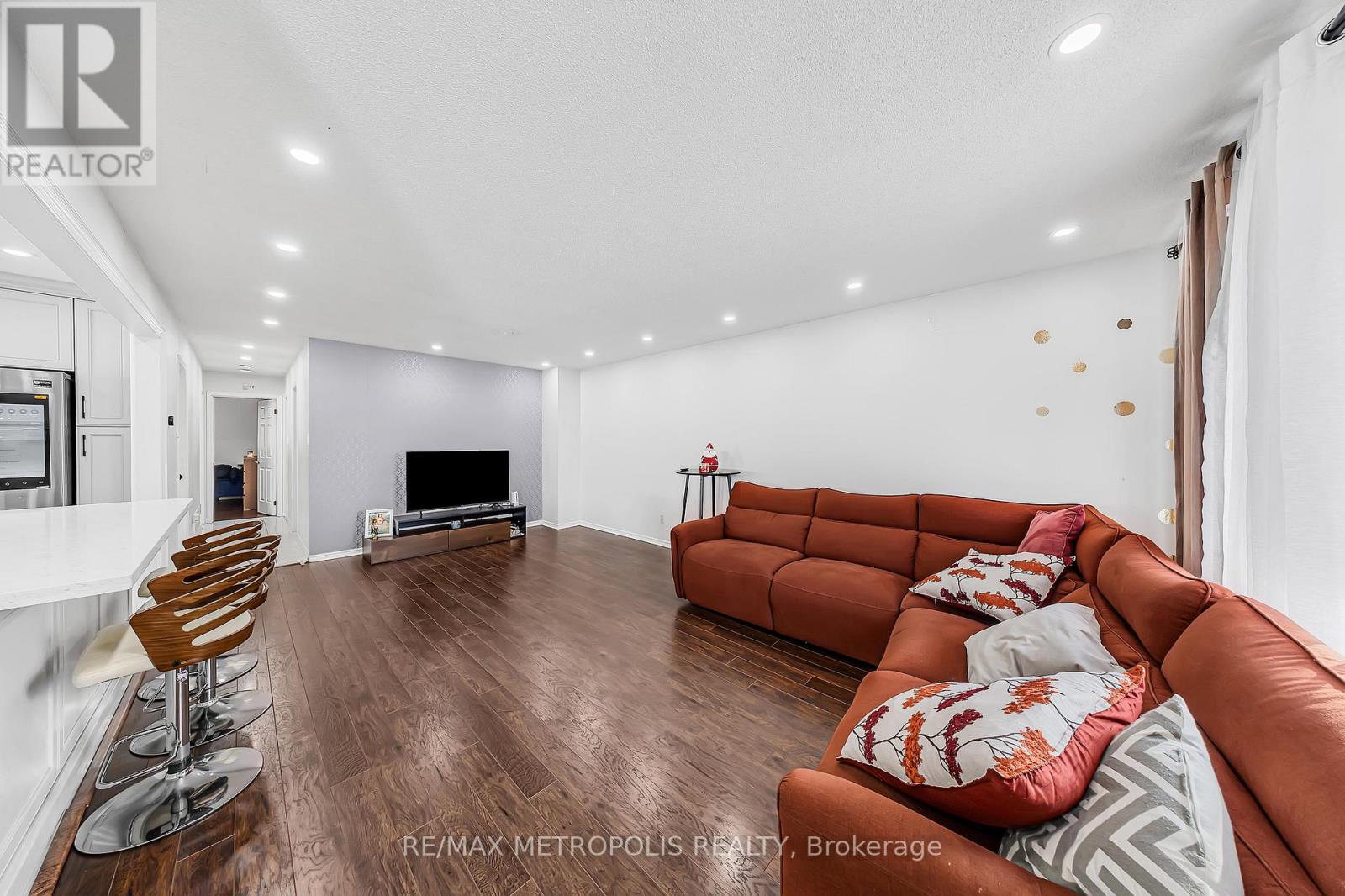 Main - 897 Liverpool Road, Pickering, Ontario  L1W 1S5 - Photo 5 - E12588040