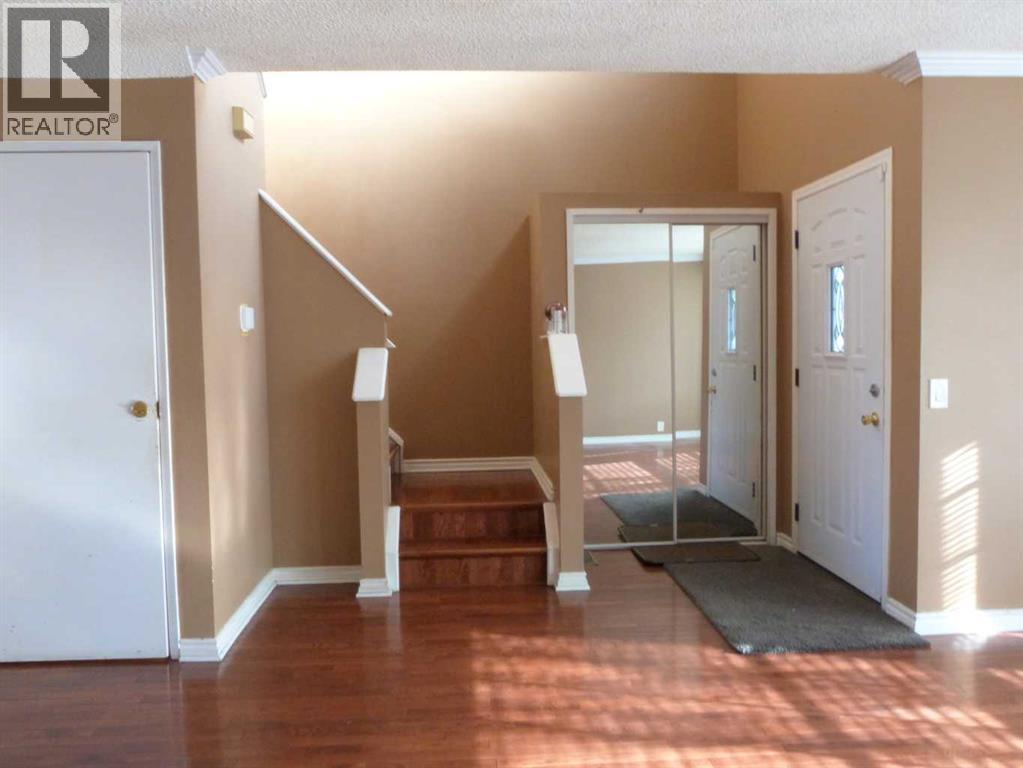 34 Martinridge Road Ne, Calgary, Alberta  T3J 3L4 - Photo 7 - A2220346