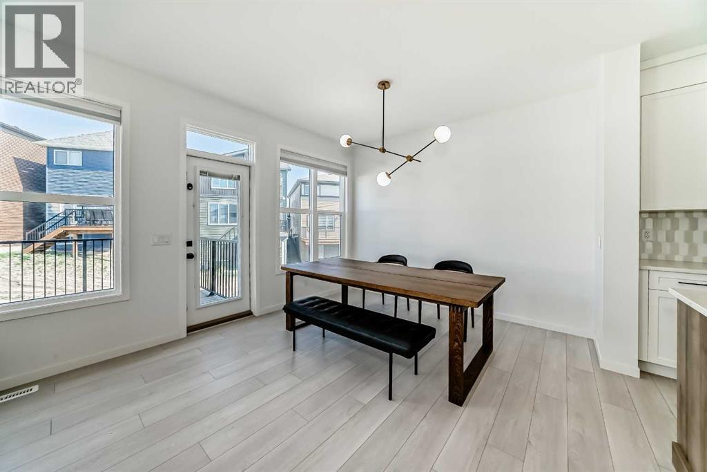 392 Carringvue Place Nw, Calgary, Alberta  T3P 2A4 - Photo 9 - A2258518