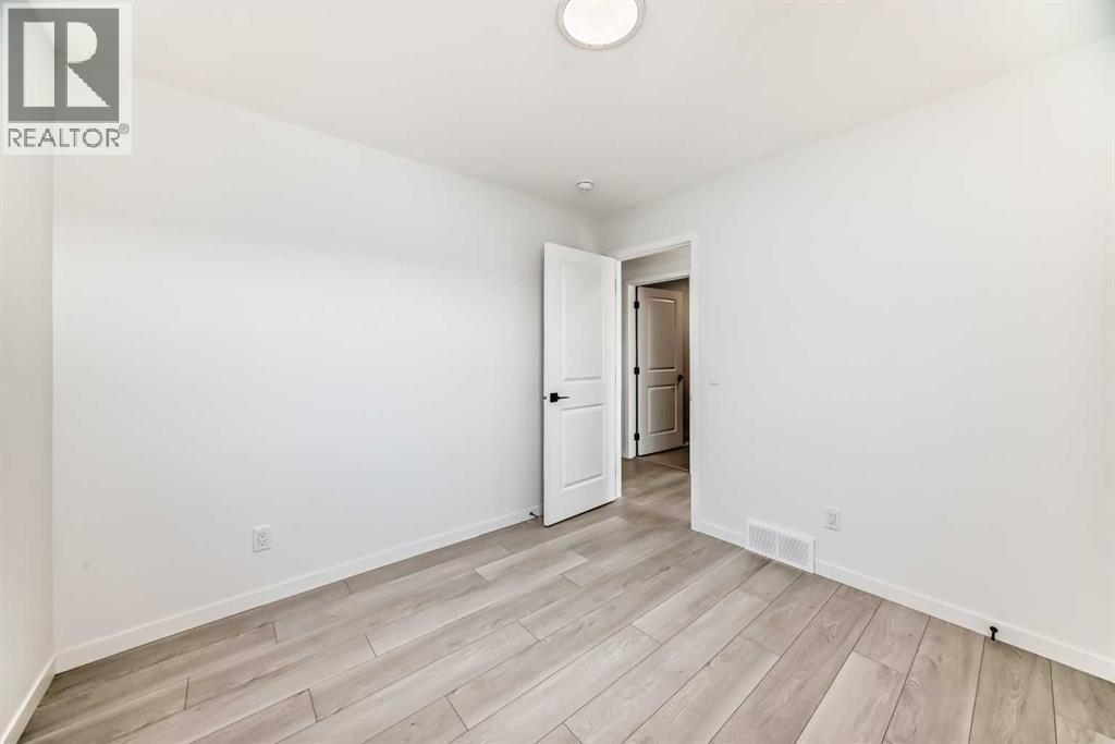 392 Carringvue Place Nw, Calgary, Alberta  T3P 2A4 - Photo 32 - A2258518