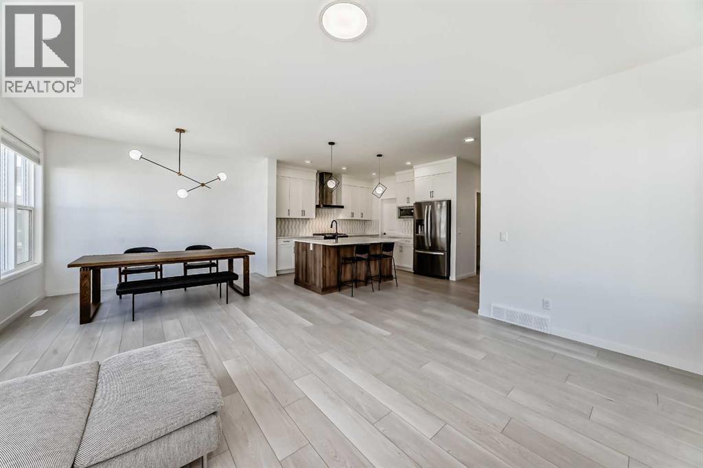 392 Carringvue Place Nw, Calgary, Alberta  T3P 2A4 - Photo 13 - A2258518