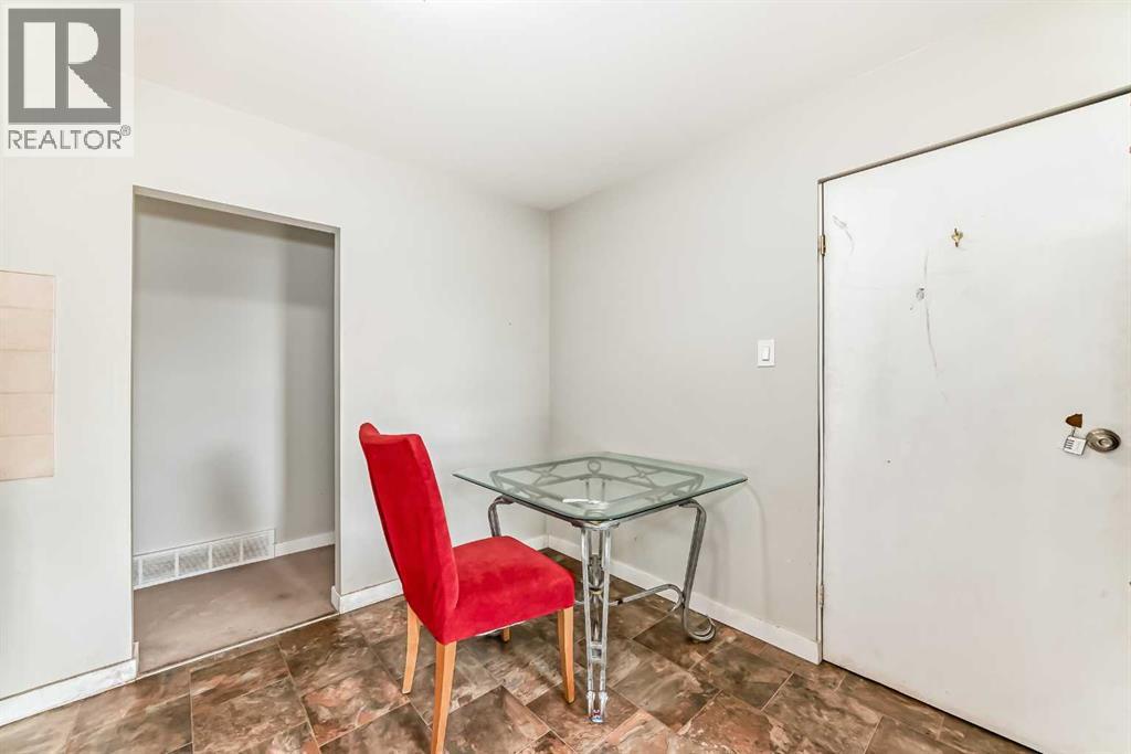 2223 36 Street Se, Calgary, Alberta T2B 0X9 - Photo 9 - A2271983