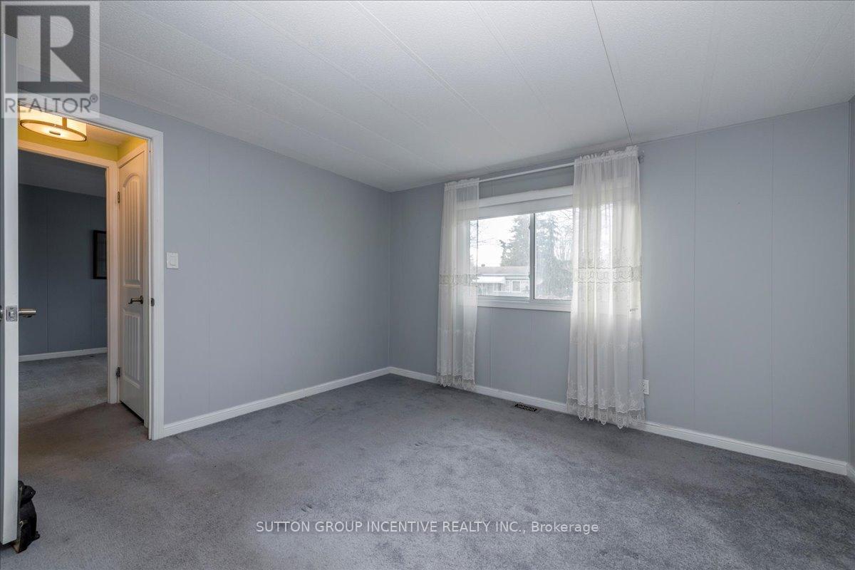 29 Main Street, Innisfil, Ontario  L9S 1L9 - Photo 11 - N12588066