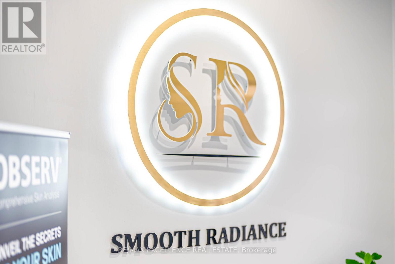 102 - 151 Randall Street, Oakville, Ontario L6J 1P5 - Photo 2 - W12588034