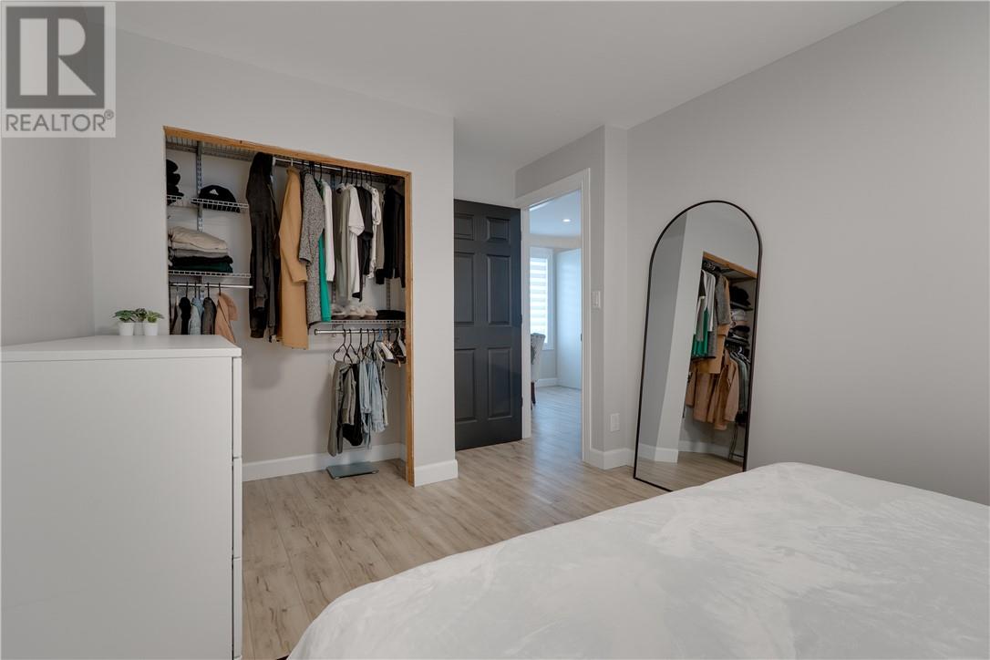 2016 Wiltshire, Greater Sudbury, Ontario  P3B 1Y4 - Photo 11 - 2125802