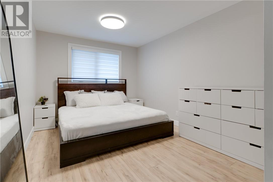 2016 Wiltshire, Greater Sudbury, Ontario  P3B 1Y4 - Photo 12 - 2125802