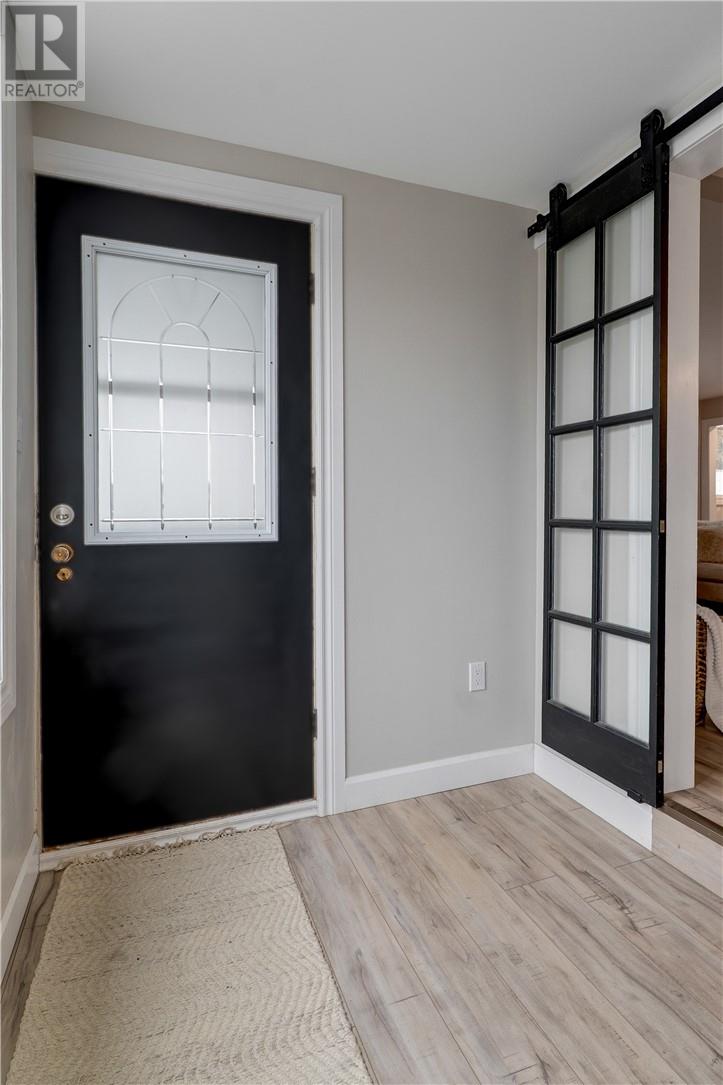 2016 Wiltshire, Greater Sudbury, Ontario  P3B 1Y4 - Photo 17 - 2125802