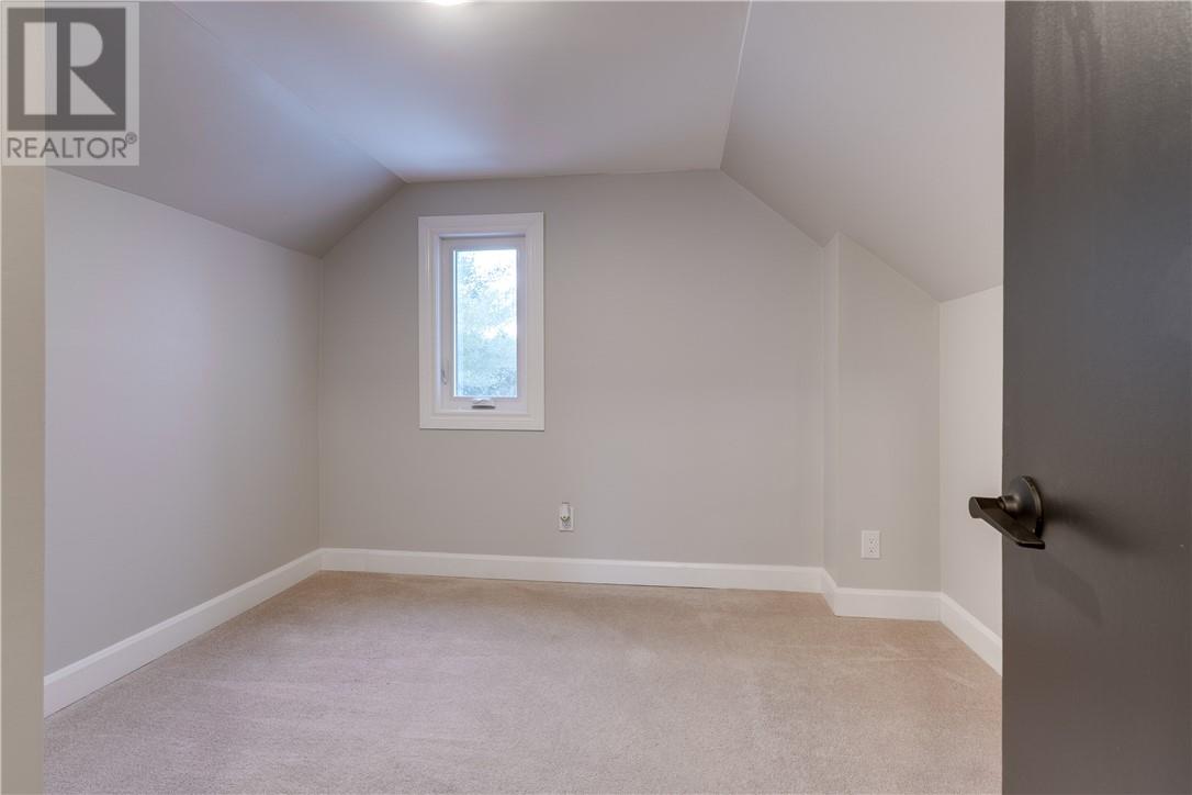 2016 Wiltshire, Greater Sudbury, Ontario  P3B 1Y4 - Photo 20 - 2125802