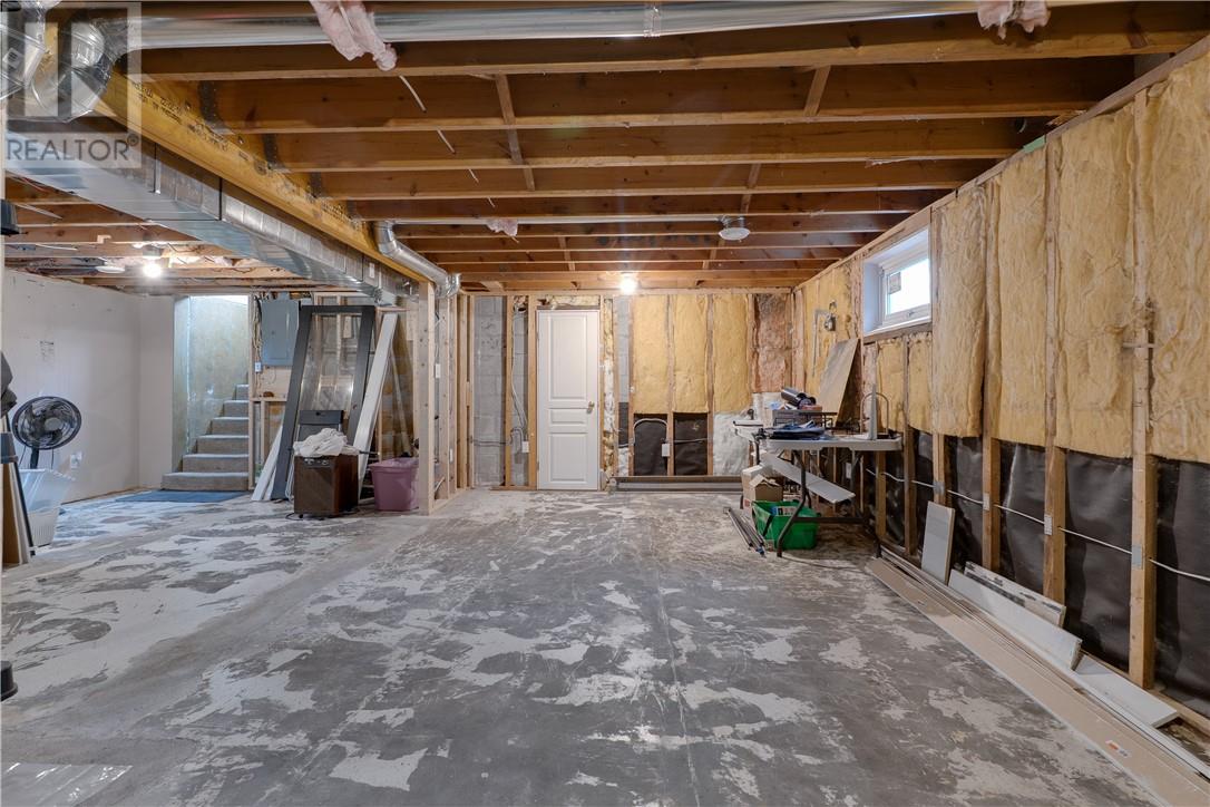 2016 Wiltshire, Greater Sudbury, Ontario  P3B 1Y4 - Photo 32 - 2125802