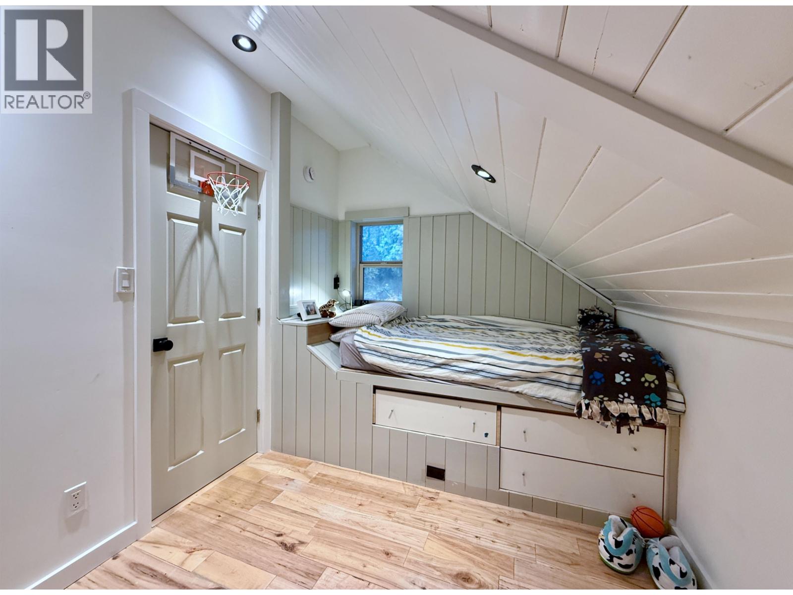 962 Cemetery Road, Gibsons, British Columbia  V0N 1V7 - Photo 19 - R3071025