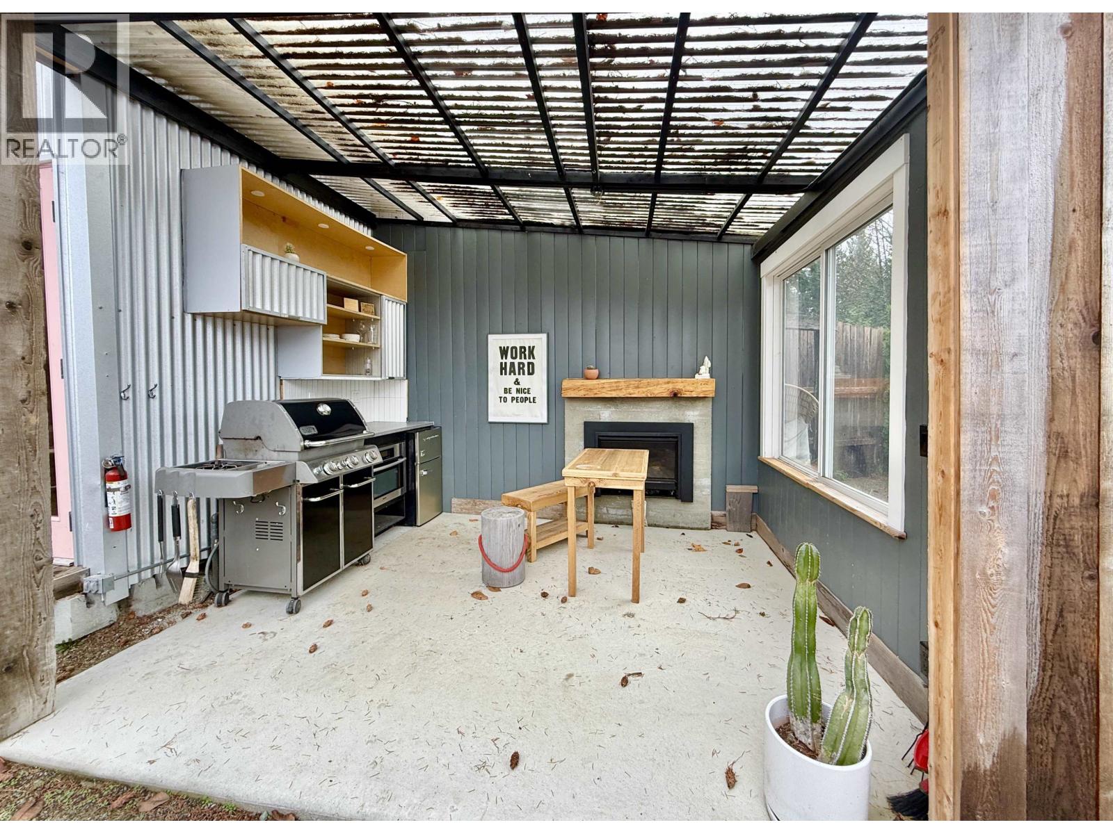 962 Cemetery Road, Gibsons, British Columbia  V0N 1V7 - Photo 33 - R3071025