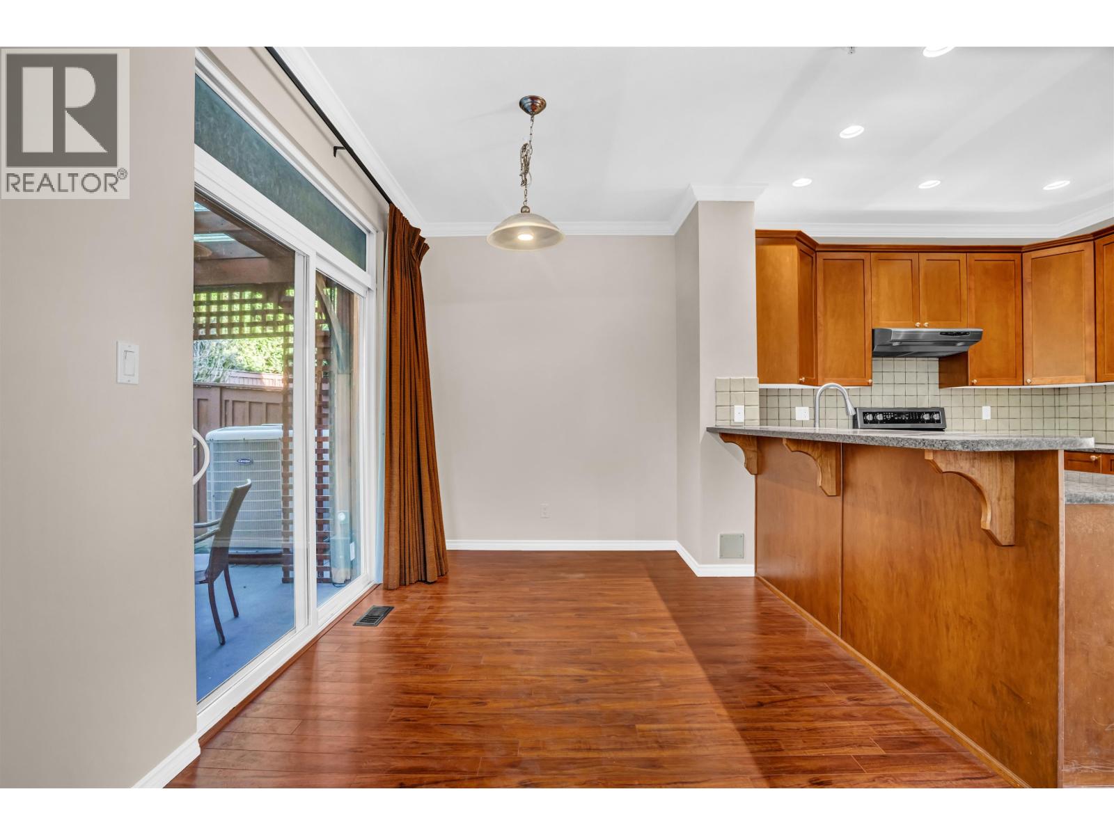 10 2381 Argue Street, Port Coquitlam, British Columbia  V3C 6P9 - Photo 8 - R3070945