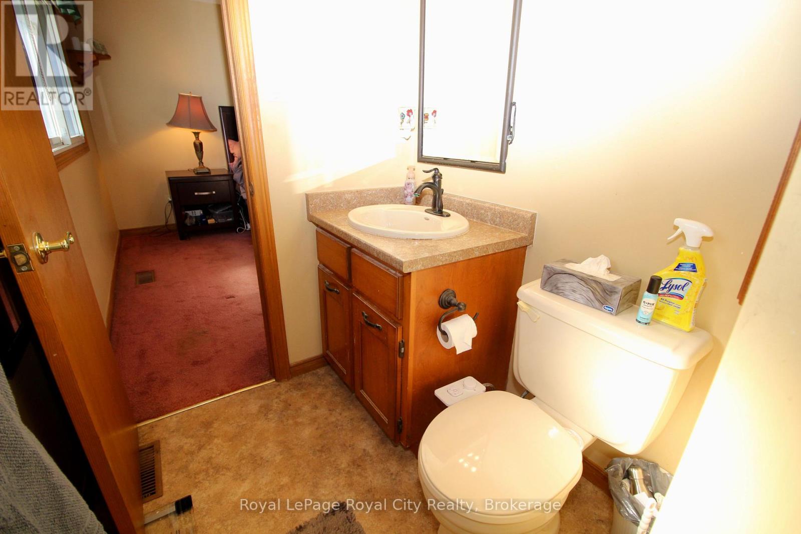 40 Shoemaker Crescent, Guelph, Ontario  N1K 1J6 - Photo 17 - X12471482